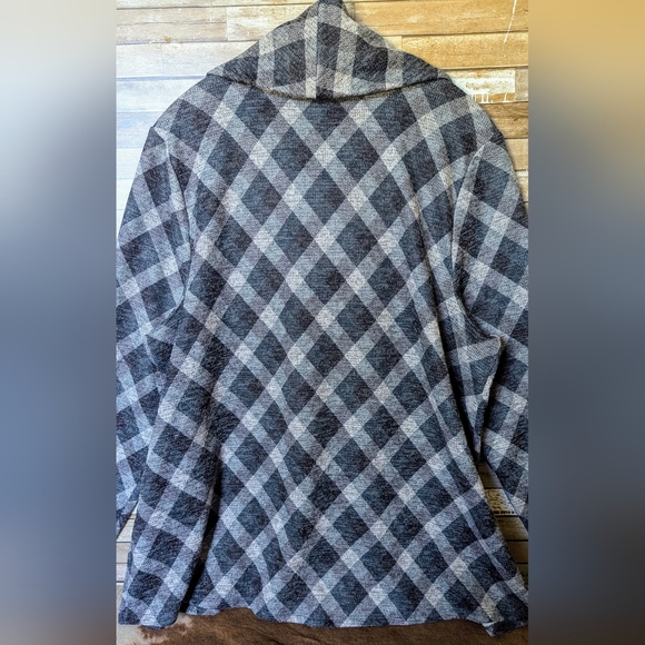 Lane Bryant Plaid Cowl Neck With Metallic Thread Tunic - Picture 10 of 16